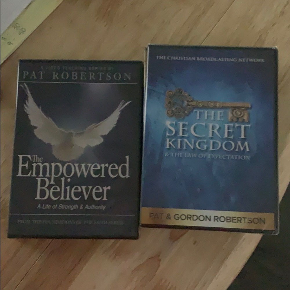Pat Robertson Christian CD collection